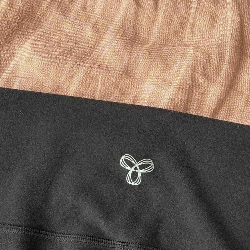 TNA Black High-Rise Leggings - Picture 7 of 11